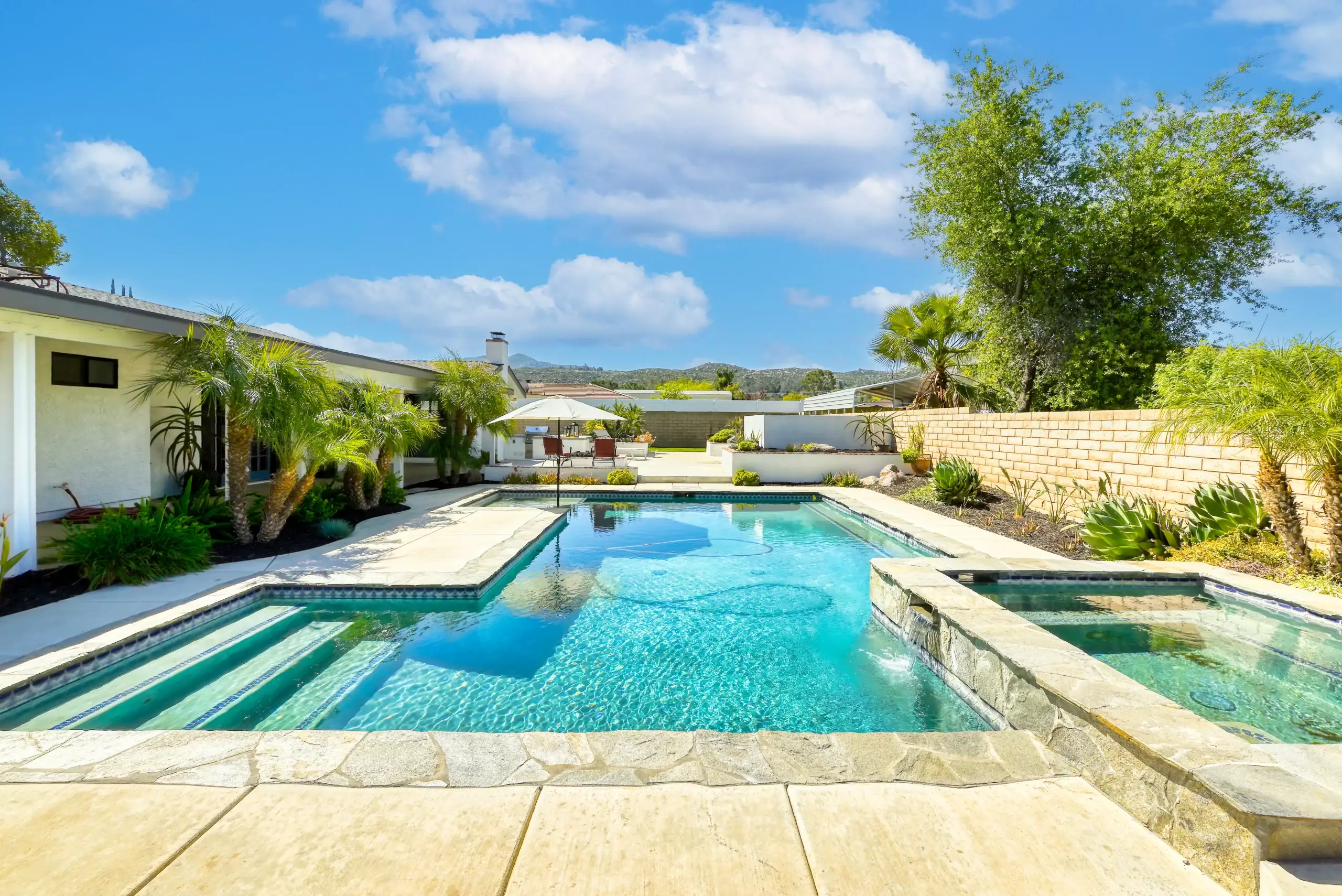 Hemet real estate photography of a pool home.