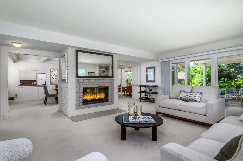 Real Estate Photography Menifee Ca of a beautiful living room using flask ambient blending.