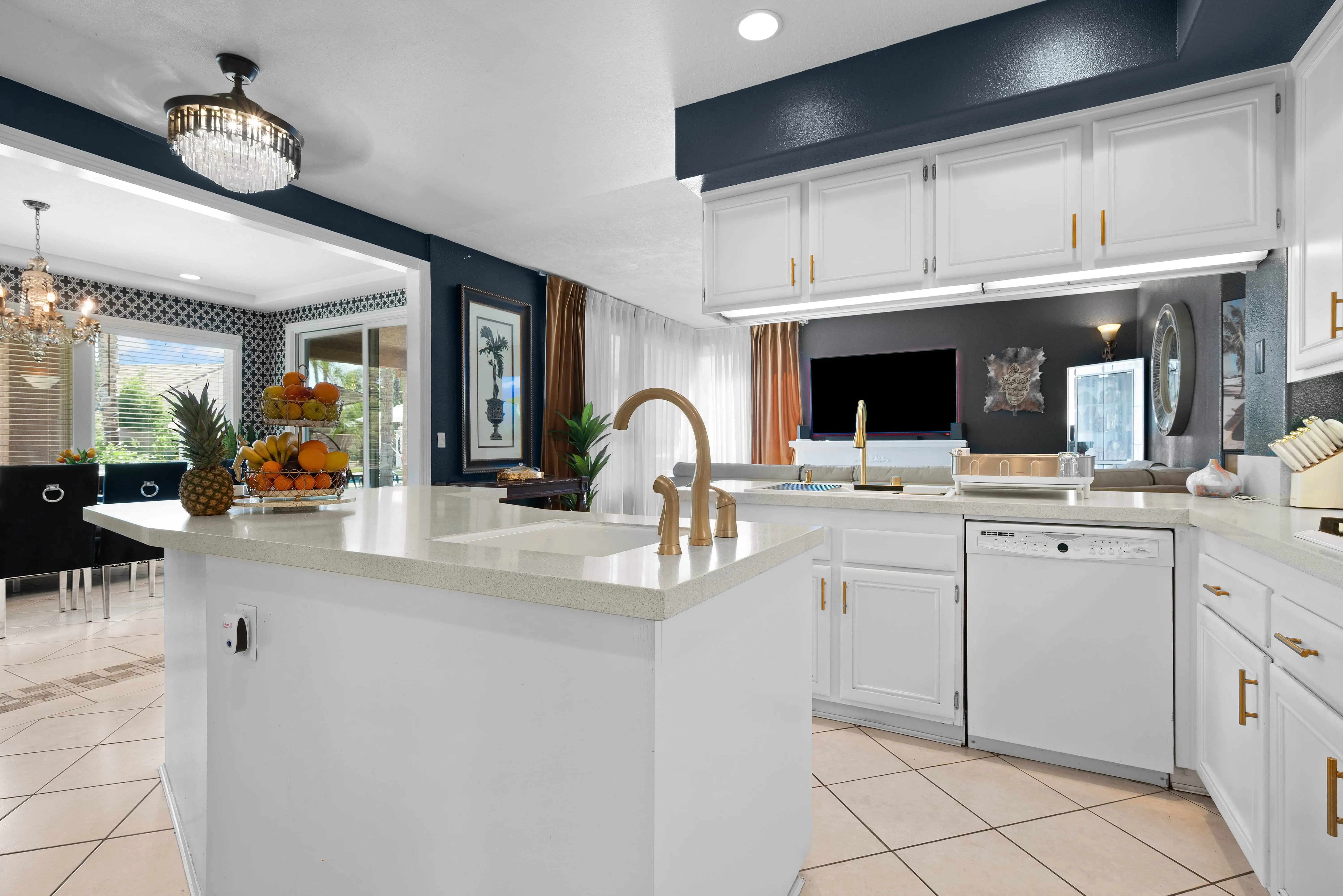 Dark walls in a kitchen for Hemet real estate photography are no problem when you understand advanced real estate photography shooting and editing techniques.