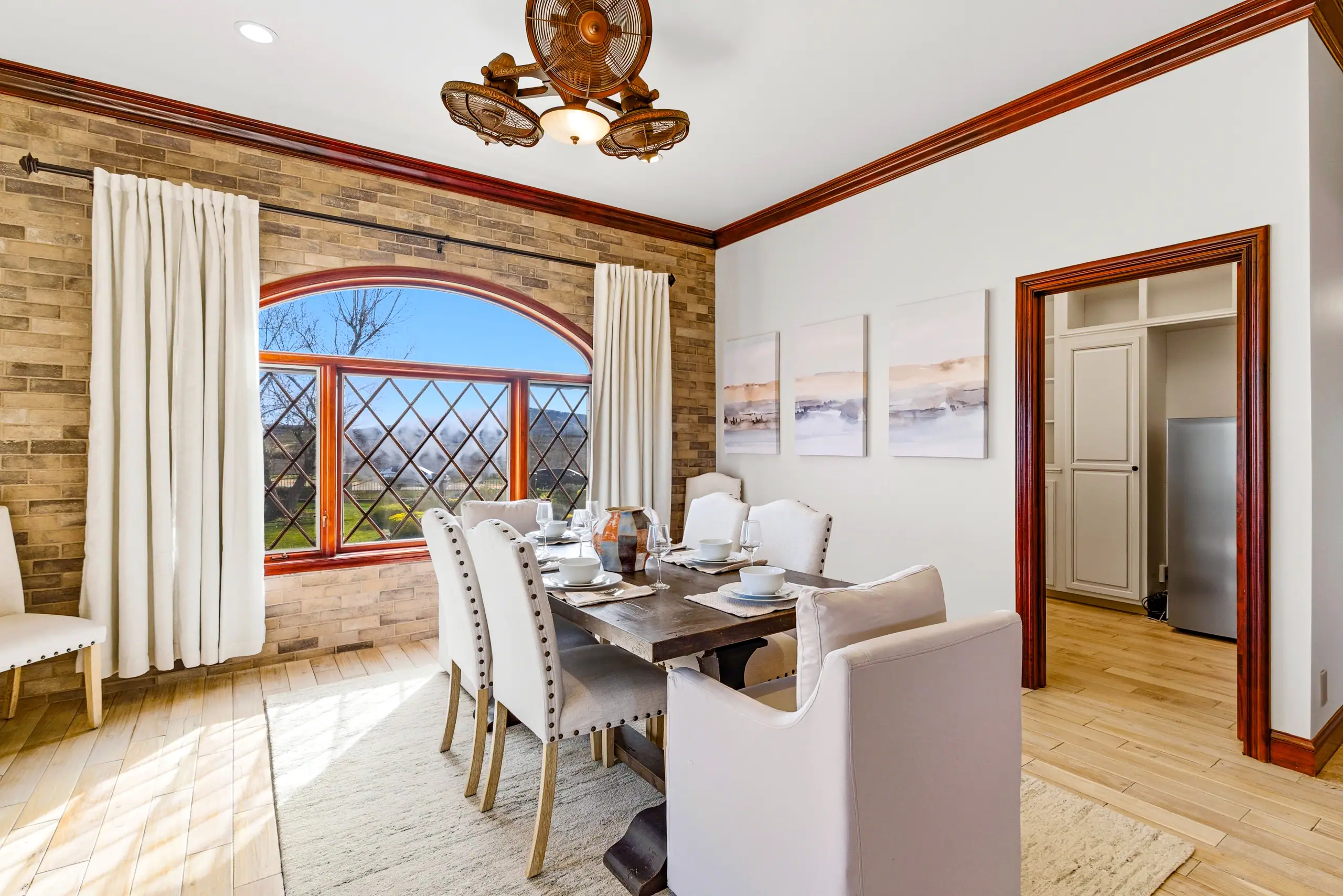 Perris Real Estate Photography of a dining room